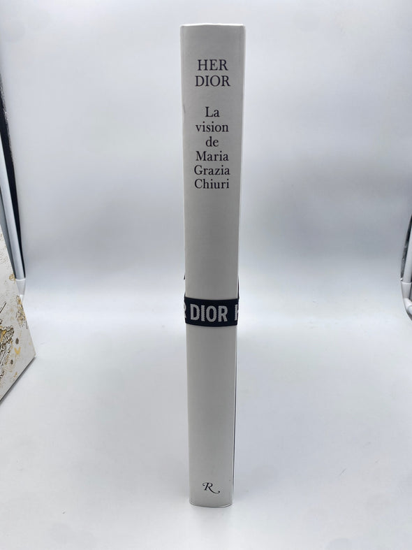 Livre "We should all be feminists" - Dior