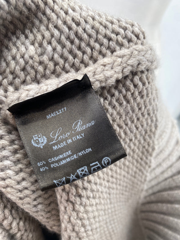 Pull col roulé