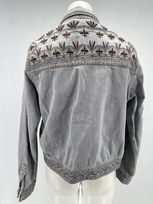 Veste en jean brodée