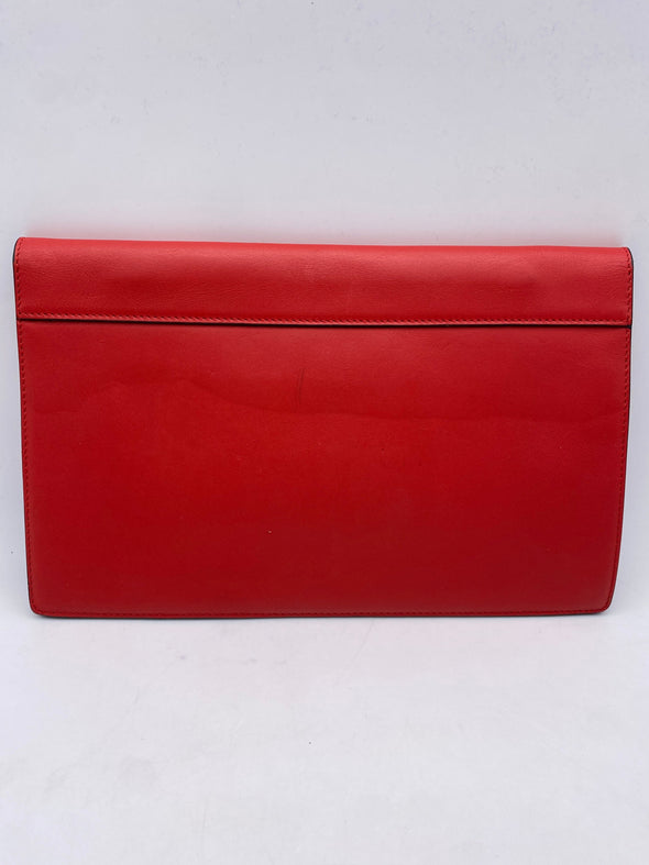 Pochette enveloppe en cuir