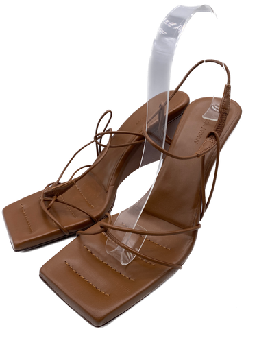 Sandales en cuir marron