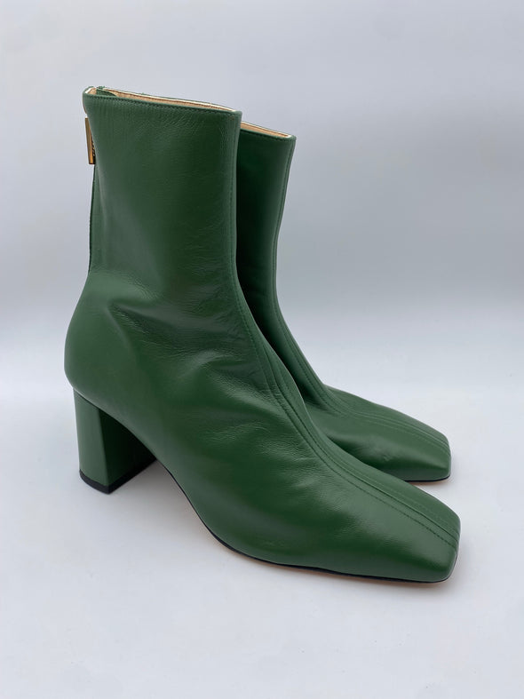 Boots - Dear Frances