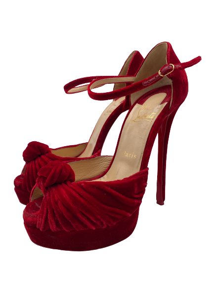 Sandales en velours rouge