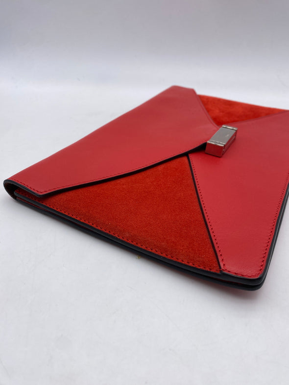 Pochette enveloppe en cuir